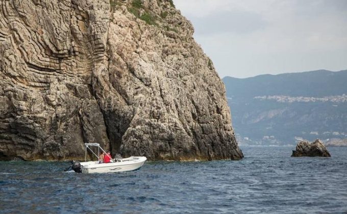 ΕΝΟΙΚΙΑΣΕΙΣ ΣΚΑΦΩΝ ΘΑΛΑΣΣΙΕΣ ΚΡΟΥΑΖΙΕΡΕΣ ΚΕΡΚΥΡΑ | CORFU EXPLORE BOATS --- greekcatalog.net