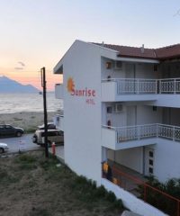 ΞΕΝΟΔΟΧΕΙΟ | HOTEL SUNRISE | ΧΑΛΚΙΔΙΚΗ