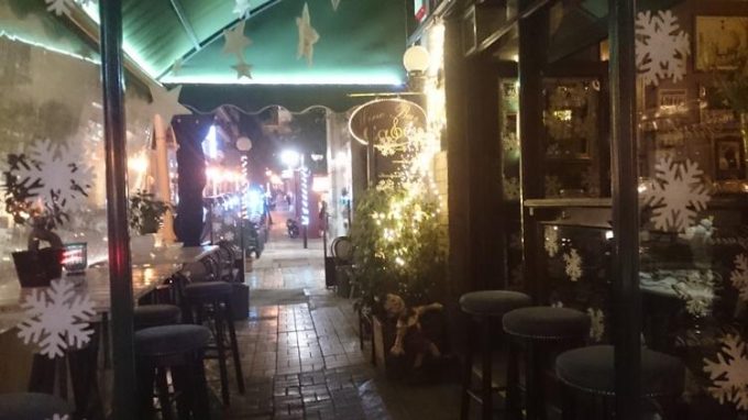 ΚΑΦΕΤΕΡΙΑ ΜΠΥΡΑΡΙΑ WINE BAR | ΠΕΙΡΑΙΑΣ ΠΑΣΑΛΙΜΑΝΙ ΑΤΤΙΚΗ | PETIT CAFE - greekcatalog.net