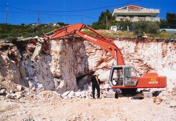 ΧΩΜΑΤΟΥΡΓΙΚΕΣ ΕΡΓΑΣΙΕΣ ΝΕΑ ΜΑΚΡΗ | ΞΥΣΤΡΑΣ --- greekcatalog.net