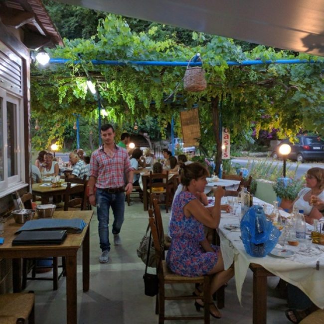 CAFE-TAVERN KISSAMOS CHANIA | OASIS