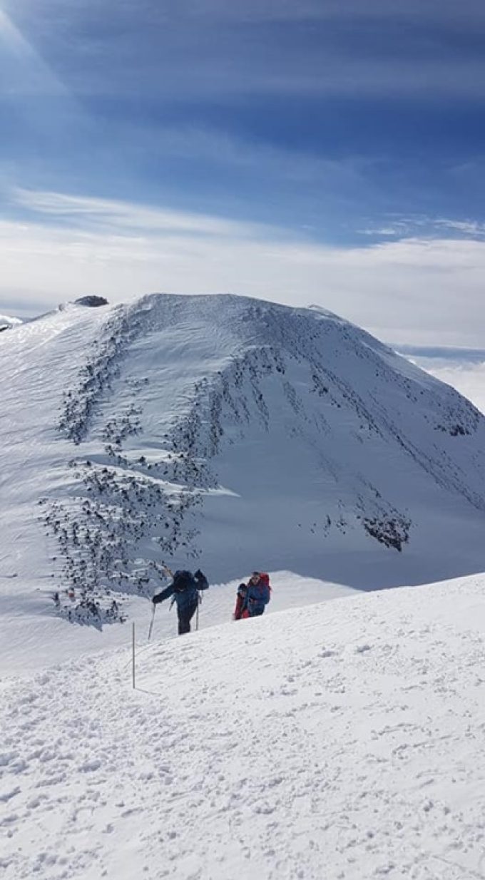 ΣΧΟΛΗ ΟΡΕΙΒΑΣΙΑΣ-ΑΝΑΡΡΙΧΗΣΗΣ ΜΑΡΟΥΣΙ | BASE CAMP - greekcatalog.net