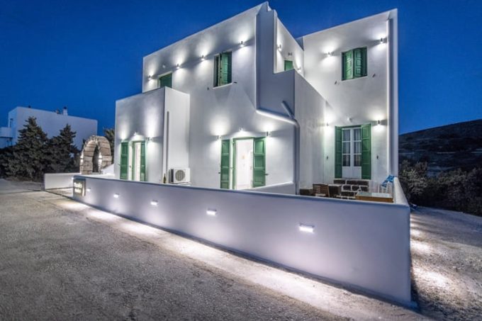 ΕΝΟΙΚΙΑΖΟΜΕΝΑ ΔΩΜΑΤΙΑ ΜΗΛΟΣ | GAIA LUX INN --- greekcatalog.net