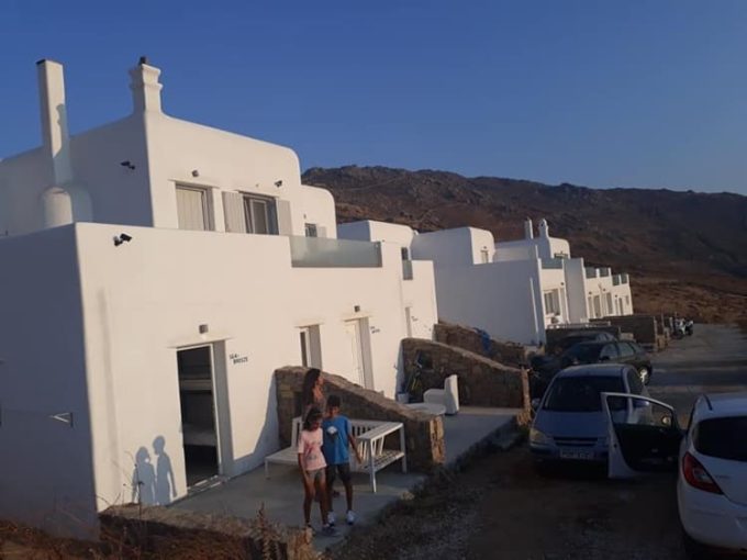 ΜΕΤΑΦΟΡΕΣ ΜΥΚΟΝΟΣ | MEMORABLE MYKONOS TRANSFERS --- greekcatalog.net