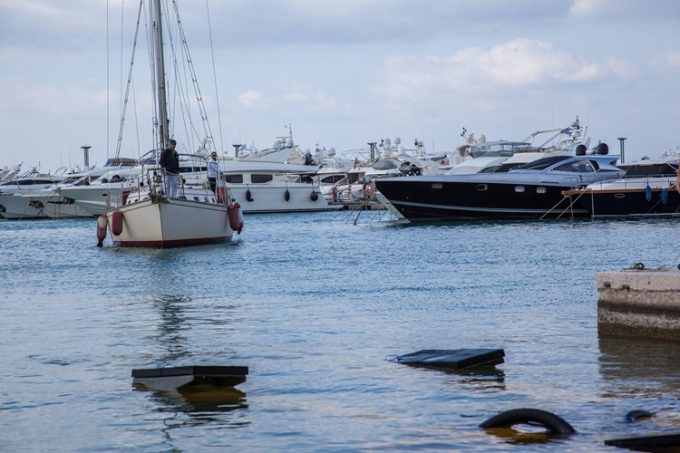 ΠΑΡΚΙΝΓΚ ΣΚΑΦΩΝ ΜΕΤΑΦΟΡΕΣ ΑΝΕΛΚΥΣΕΙΣ ΚΑΘΕΛΚΥΣΕΙΣ ΜΕ ΥΔΡΑΥΛΙΚΟ ΤΡΕΪΛΕΡ ΓΛΥΦΑΔΑ | ΚΑΡΒΟΥΝΗΣ --- greekcatalog.net