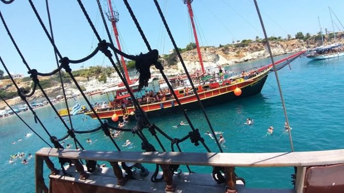 CRUISES HERSONISSOS HERAKLION | PIRATES OF CRETE-BLACK ROSE - GREEKCATALOG.NET