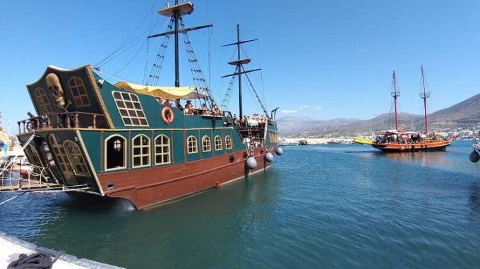 CRUISES HERSONISSOS HERAKLION | PIRATES OF CRETE-BLACK ROSE - GREEKCATALOG.NET