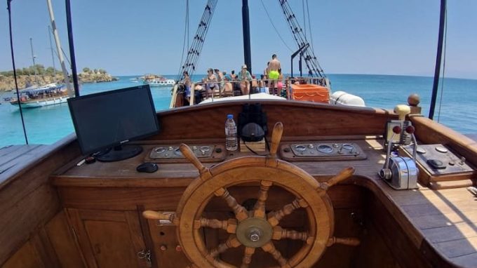 CRUISES HERSONISSOS HERAKLION | PIRATES OF CRETE-BLACK ROSE - GREEKCATALOG.NET