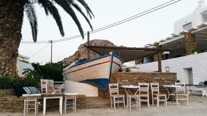 Fish Tavern Restaurant | Schinousa Cyclades | O Nikolas - greekcatalog.net