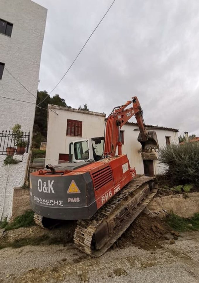 ΧΩΜΑΤΟΥΡΓΙΚΑ ΕΡΓΑ ΞΥΛΟΚΑΣΤΡΟ | ΒΙΛΑΔΕΡΗΣ ΓΙΩΡΓΟΣ---GREEKCATALOG.NET