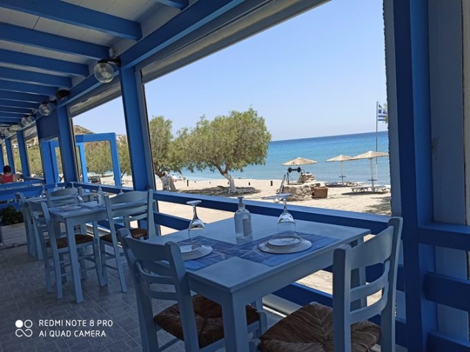 ΕΣΤΙΑΤΟΡΙΟ ΤΑΒΕΡΝΑ ΜΗΛΟΣ | ΘΑΛΑΣΣΟΠΕΤΡΑ TAVERN --- greekcatalog.net