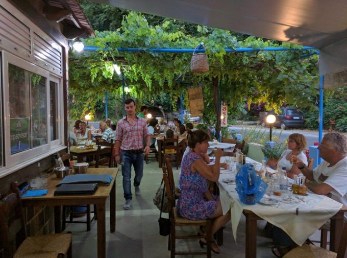 CAFE-TAVERN KISSAMOS CHANIA | OASIS