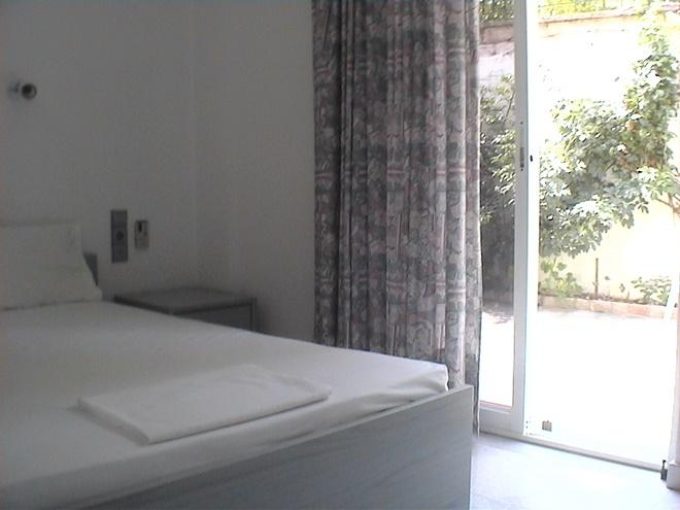 Rooms to Let Apartments | Lixnos Parga Preveza | Katerina - greekcatalog.net