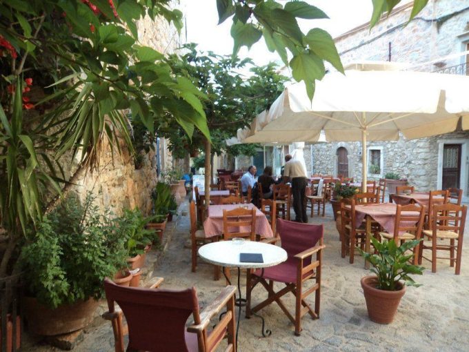 Restaurant Tavern | Olimpi Chios | Pyrgos- greekcatalog.net