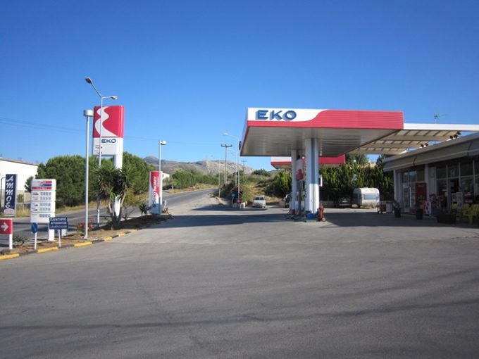  Gas Station Mini Market | Tria Monastiria Rethymno Crete | Eko Perakis - greekcatalog.net