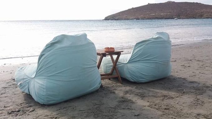 ΚΑΦΕΤΕΡΙΑ BEACH BAR | ΑΓΙΟΣ ΙΩΑΝΝΗΣ ΠΟΡΤΟ ΤΗΝΟΣ ΚΥΚΛΑΔΕΣ | LALA LOUZA - greekcatalog.net