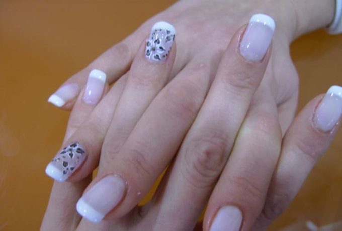 ΜΑΝΙΚΙΟΥΡ–ΠΕΝΤΙΚΙΟΥΡ ΙΛΙΟΝ ΑΤΤΙΚΗΣ | ELINA’S NAILS - greekcatalog.net