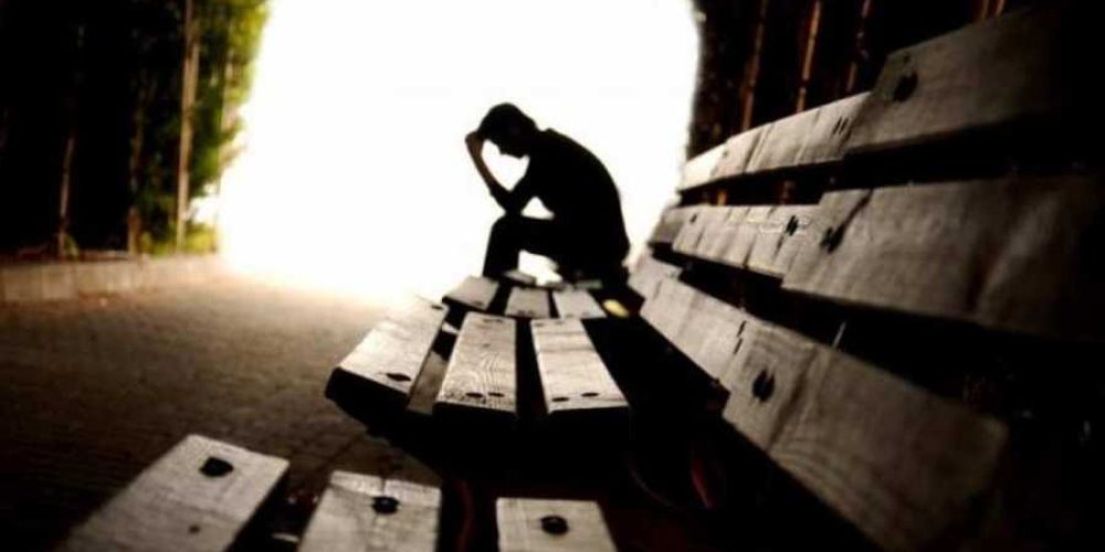 Κατάθλιψη: Τα σημάδια που δείχνουν ότι πρέπει να σας δει ένας γιατρός