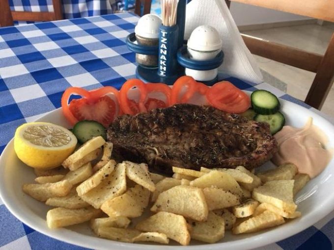 Traditional Tavern Restaurant | Megalochori Santorini Cyclades | Tzanakis - greekcatalog.net
