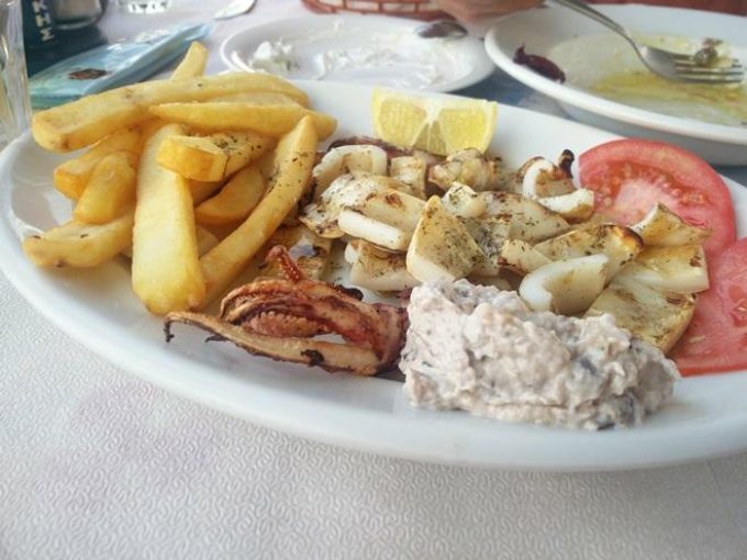 Traditional Tavern Restaurant | Megalochori Santorini Cyclades | Tzanakis - greekcatalog.net