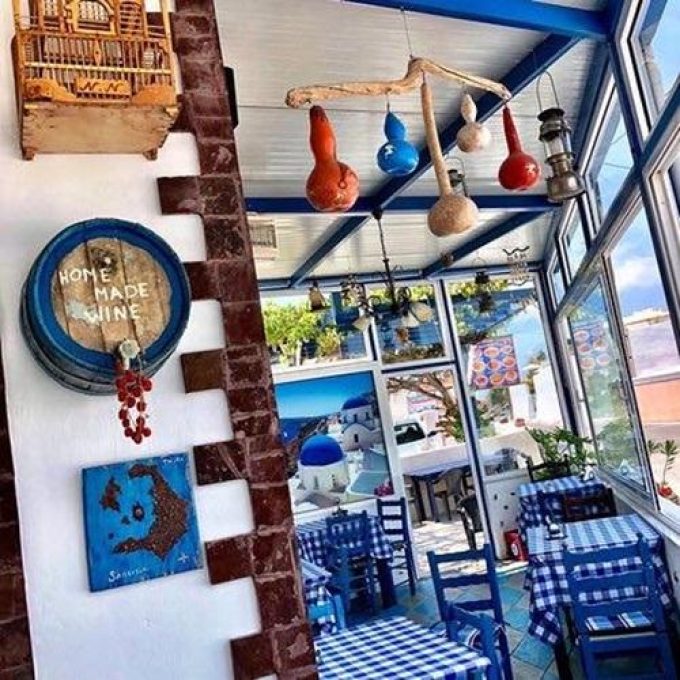 Traditional Tavern Restaurant | Megalochori Santorini Cyclades | Tzanakis - greekcatalog.net