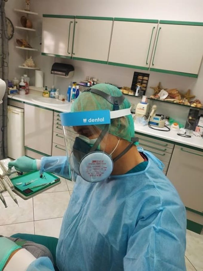 ΧΕΙΡΟΥΡΓΟΣ ΟΔΟΝΤΙΑΤΡΟΣ ΑΙΓΑΛΕΩ | ΜΥΤΙΛΗΝΑΙΟΣ ΙΩΑΝΝΗΣ---greekcatalog.net