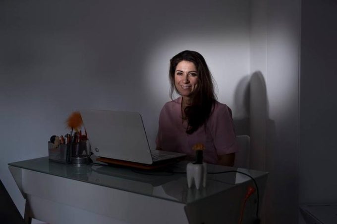 Χειρουργός Οδοντίατρος-Νέο Ψυχικό Αττική-Γκανά Δήμητρα-Εμφυτεύματα-Περιοδοντολογία-Προσθετική-Επανορθωτική-Αισθητική Οδοντιατρική-Λεύκανση Δοντιών-Οορθοδοντική-Παιδοδοντία-Προληπτική Οδοντιατρική-greekcatalog.net