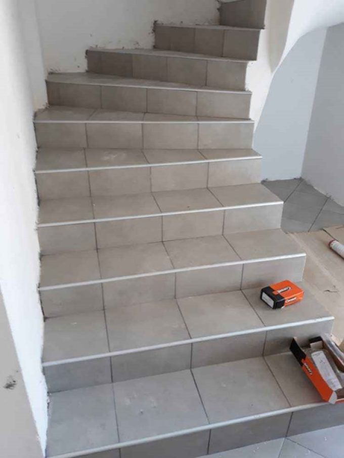 ΤΟΠΟΘΕΤΗΣΗ ΠΛΑΚΙΔΙΩΝ ΜΑΡΜΑΡΩΝ ΣΠΑΡΤΗ | ΡΑΠΑΤΣΟΥΛΕΑΣ ΔΗΜΗΤΡΗΣ --- greekcatalog.net