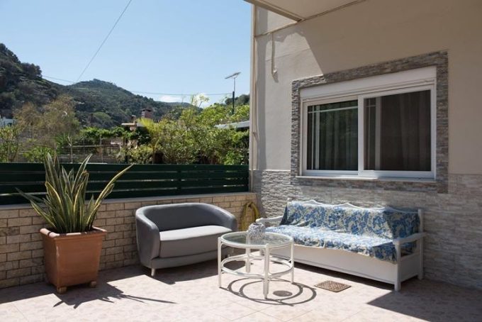 ΕΝΟΙΚΙΑΖΟΜΕΝΑ ΔΩΜΑΤΙΑ ΔΙΑΜΕΡΙΣΜΑΤΑ | ΛΥΓΑΡΙΑ ΗΡΑΚΛΕΙΟ ΚΡΗΤΗΣ | DORA APARTMENTS - greekcatalog.net