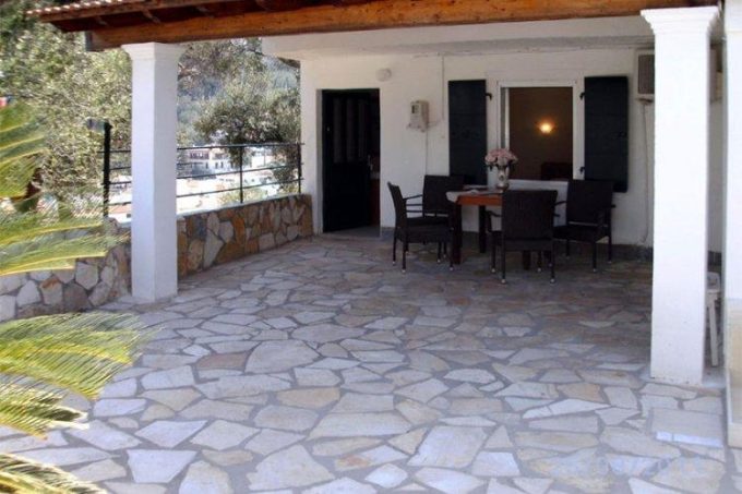 Ενοικιαζόμενα Δωμάτια-Παξοί-Κέρκυρα-White House-greekcatalog.net