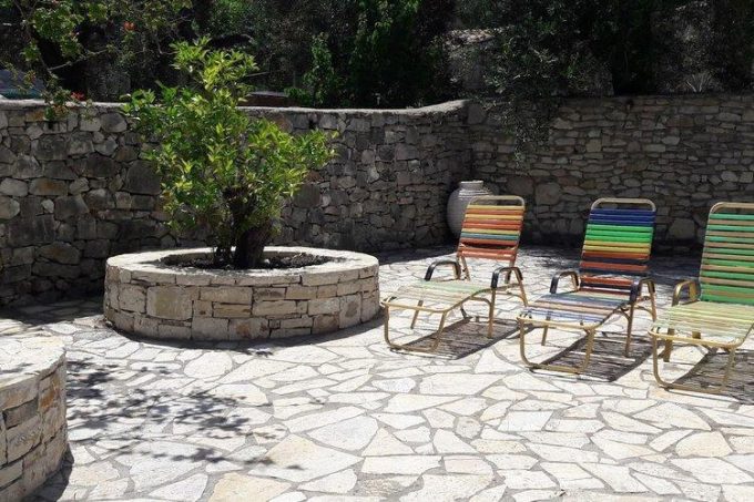 Ενοικιαζόμενα Δωμάτια-Παξοί-Κέρκυρα-White House-greekcatalog.net