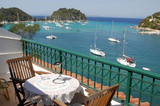 Ενοικιαζόμενα Δωμάτια-Παξοί-Κέρκυρα-White House-greekcatalog.net