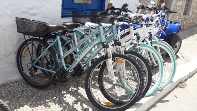 ΕΝΟΙΚΙΑΖΟΜΕΝΕΣ ΜΟΤΟΣΥΚΛΕΤΕΣ ΣΠΕΤΣΕΣ | ILIAS RENT A BIKE - greekcatalog.net