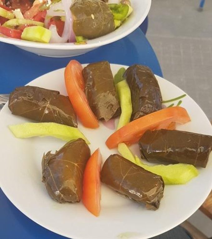 ΚΑΦΕ ΜΕΖΕΔΟΠΩΛΕΙΟ ΟΥΖΕΡΙ | ΕΜΠΟΡΕΙΟ ΣΑΝΤΟΡΙΝΗ ΚΥΚΛΑΔΕΣ | THE OLD BARBER SHOP - greekcatalog.net