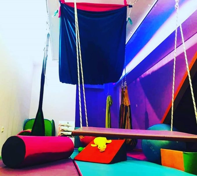 ΚΕΝΤΡΟ ΛΟΓΟΘΕΡΑΠΕΙΑΣ ΧΑΛΚΙΔΑ | ΜΙΛΑΩ ΜΕ Τ ΑΣΤΡΑ - greekcatalog.net