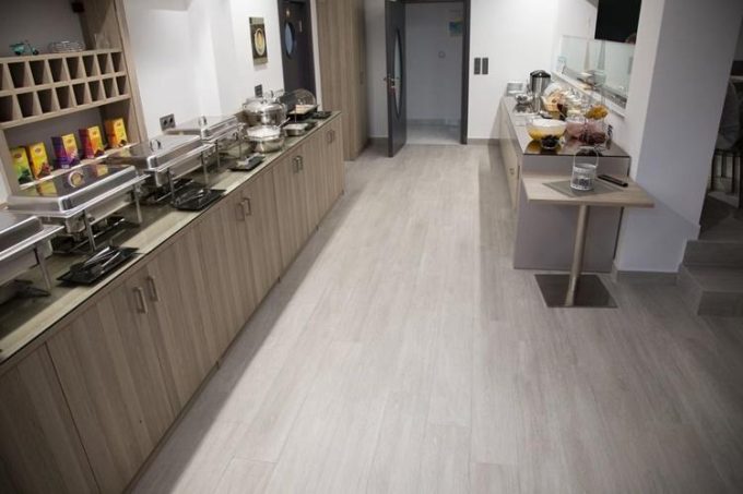 ΞΕΝΟΔΟΧΕΙΟ ΕΝΟΙΚΙΑΖΟΜΕΝΑ ΔΩΜΑΤΙΑ | ΝΕΑ ΒΡΑΣΝΑ ΑΣΠΡΟΒΑΛΤΑ ΘΕΣΣΑΛΟΝΙΚΗ | AMALIA BOUTIQUE RESORT - greekcatalog.net