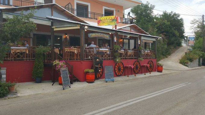 ΕΣΤΙΑΤΟΡΙΟ ΤΑΒΕΡΝΑ | ΣΤΑ ΚΑΛΑ ΚΑΘΟΥΜΕΝΑ | ΚΟΙΝΥΡΑ ΘΑΣΟΥ