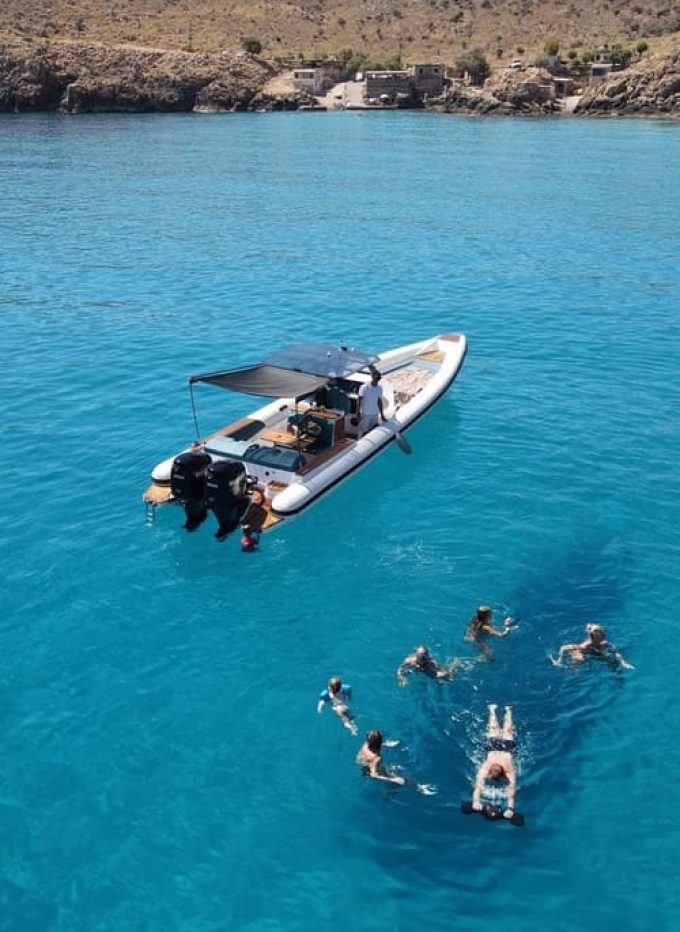 ΗΜΕΡΗΣΙΕΣ ΚΡΟΥΑΖΙΕΡΕΣ ΡΕΘΥΜΝΟ-SEAJOY YACHTS---greekcatalog.net