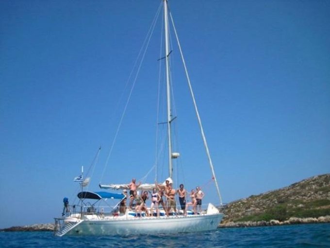 Rent a Yacht | Vlychada Thira Santorini | Santorini Dreams Sailing Cruises - greekcatalog.net