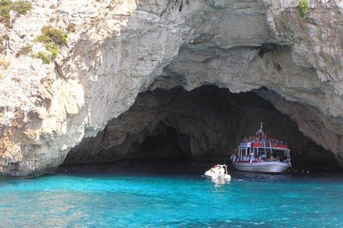 Ενοικιαζόμενα Δωμάτια-Παξοί-Κέρκυρα-White House-greekcatalog.net