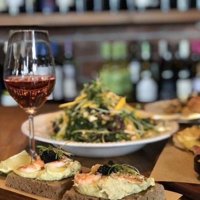 Restaurant Wine Pub | Freatida Piraeus Attica | Corks & Forks Wine Bar - greekcatalog.net