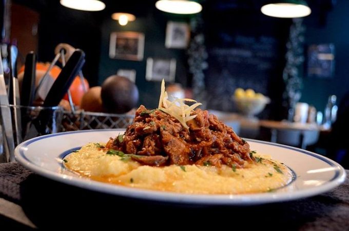 Restaurant Wine Pub | Freatida Piraeus Attica | Corks & Forks Wine Bar - greekcatalog.net