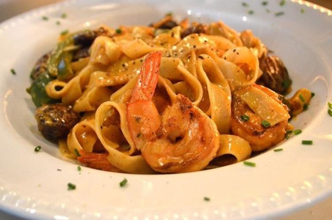 Restaurant Wine Pub | Freatida Piraeus Attica | Corks & Forks Wine Bar - greekcatalog.net