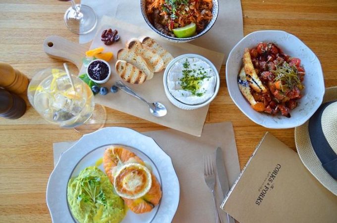 Restaurant Wine Pub | Freatida Piraeus Attica | Corks & Forks Wine Bar - greekcatalog.net