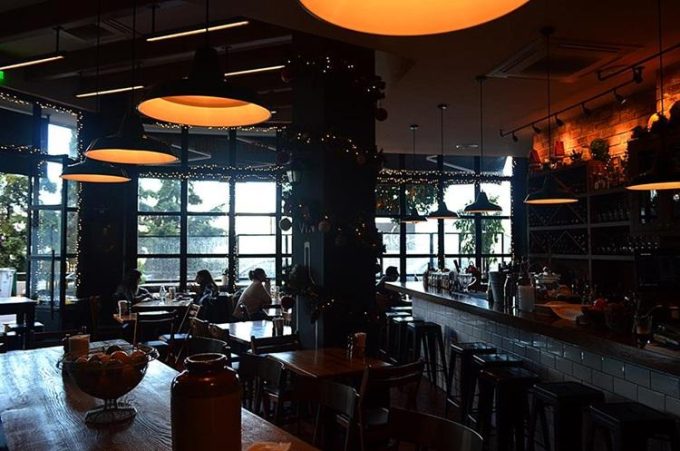 Restaurant Wine Pub | Freatida Piraeus Attica | Corks & Forks Wine Bar - greekcatalog.net