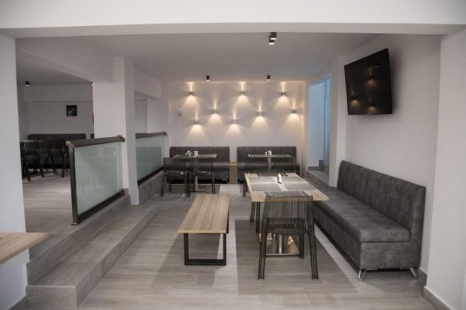 ΞΕΝΟΔΟΧΕΙΟ ΕΝΟΙΚΙΑΖΟΜΕΝΑ ΔΩΜΑΤΙΑ | ΝΕΑ ΒΡΑΣΝΑ ΑΣΠΡΟΒΑΛΤΑ ΘΕΣΣΑΛΟΝΙΚΗ | AMALIA BOUTIQUE RESORT - greekcatalog.net