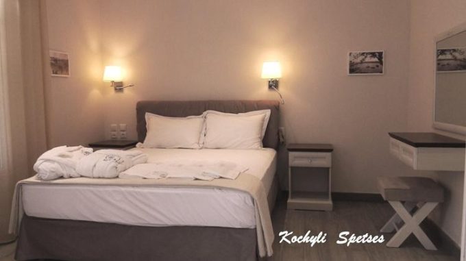 Hotel Rooms to Let | Spetses Port Attica Greece | Kochyli Boutique Hotel - greekcatalog.net