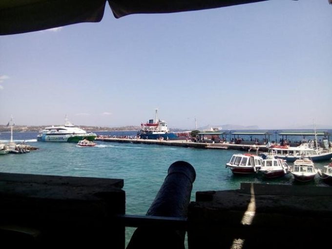 ΞΕΝΟΔΟΧΕΙΟ ENOIKIAZOMENA ΔΩΜΑΤΙΑ | ΣΠΕΤΣΕΣ ΛΙΜΑΝΙ ΑΤΤΙΚΗ | KOCHYLI BOUTIQUE HOTEL - greekcatalog.net