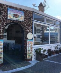 Traditional Tavern Restaurant | Megalochori Santorini Cyclades | Tzanakis