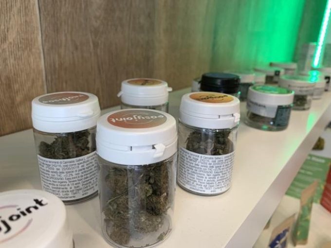 Cannabis Products | Pagrati Athens | Cbdoil Shop - greekcatalog.net